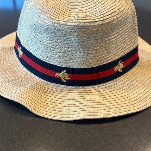 Authentic Gucci Bee-Embellished Woven Panama Hat with striped ribbon band UNISEX - Picture 2 of 7